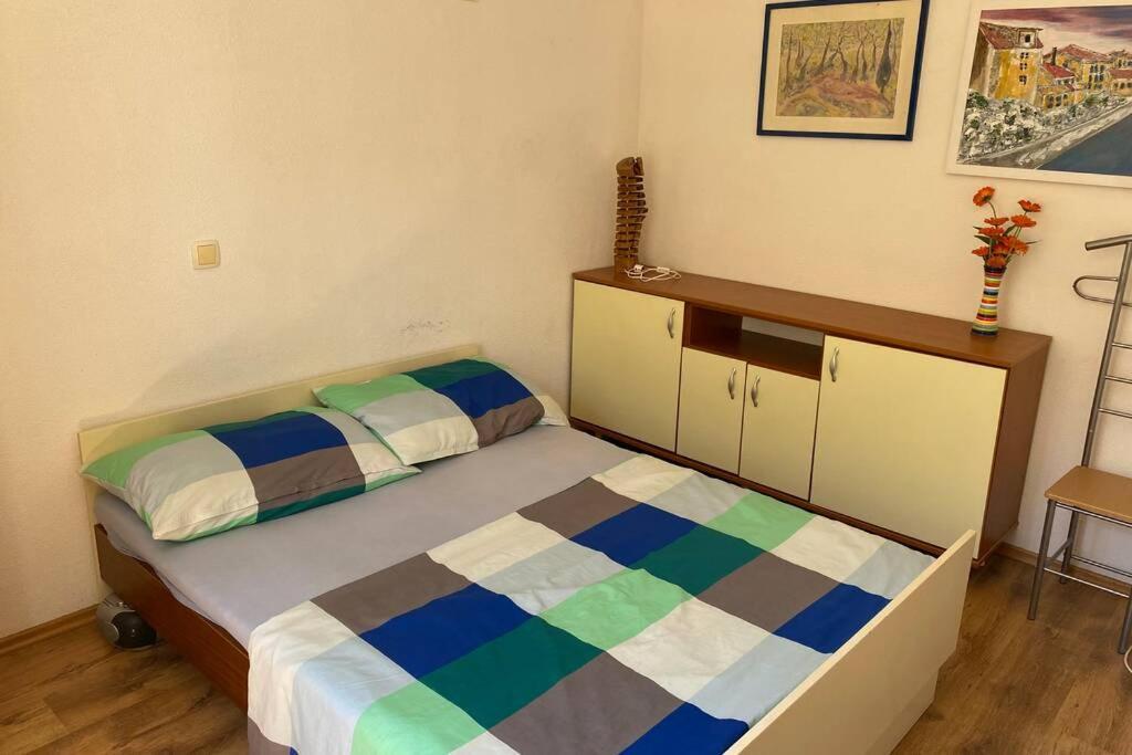 Appartement Apartman Toma à Slatine Extérieur photo